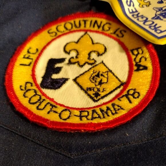 Boys Youth Vintage 1980's Cub Scout BSA Long Sleeve Uniform Shirt W/ Patches! - Picture 10 of 16